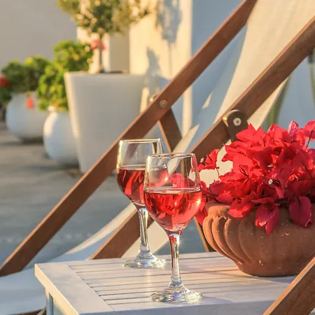 아파트 Shades Of White Emporio (Santorini)