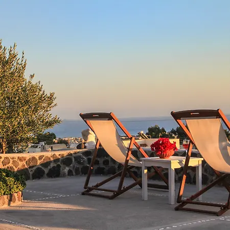 Shades Of White * Emporio (Santorini)